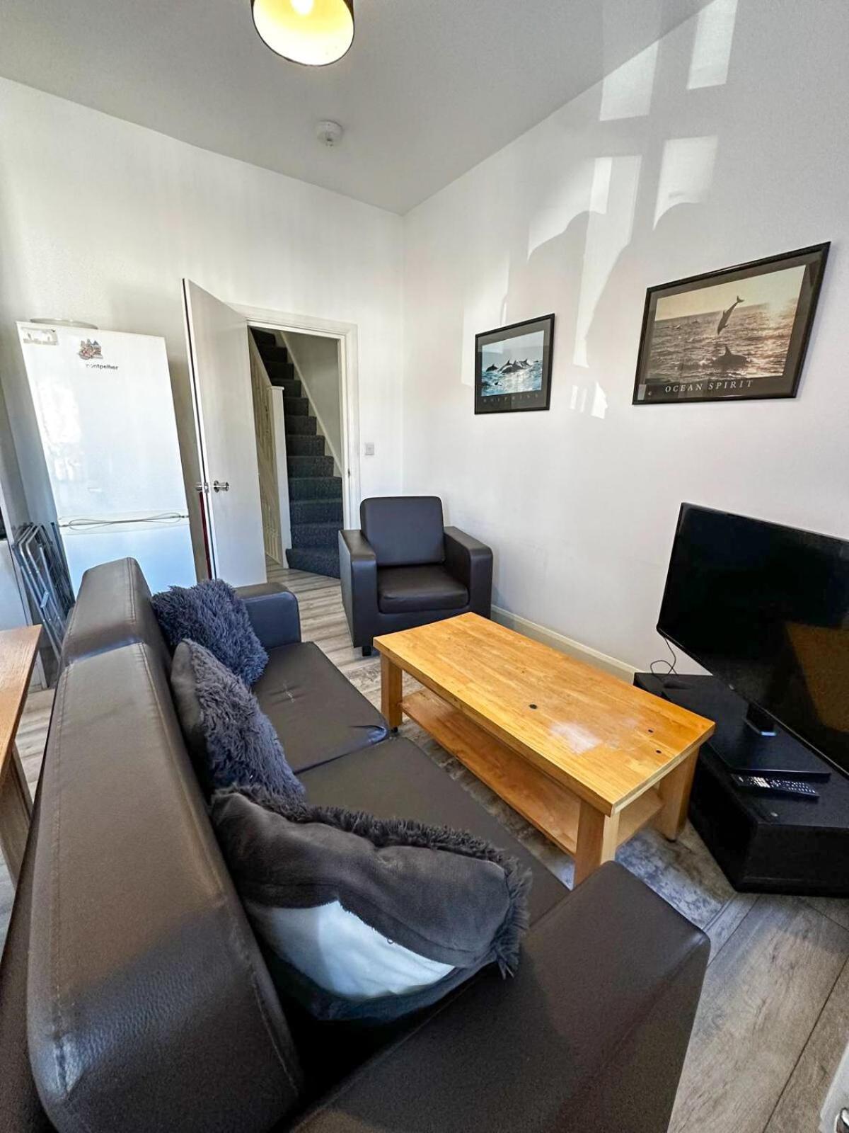 Apartment Stylish 3-bedroom